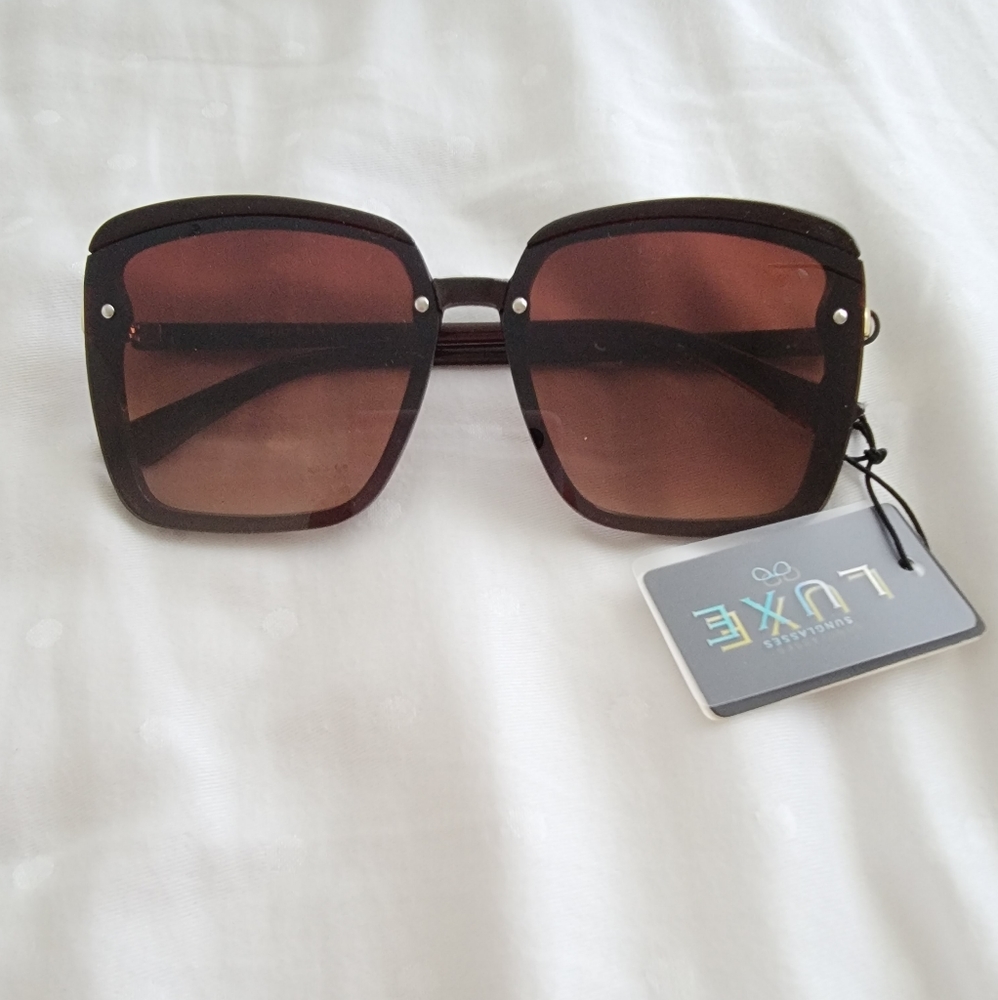 NWT Women's Sunglasses